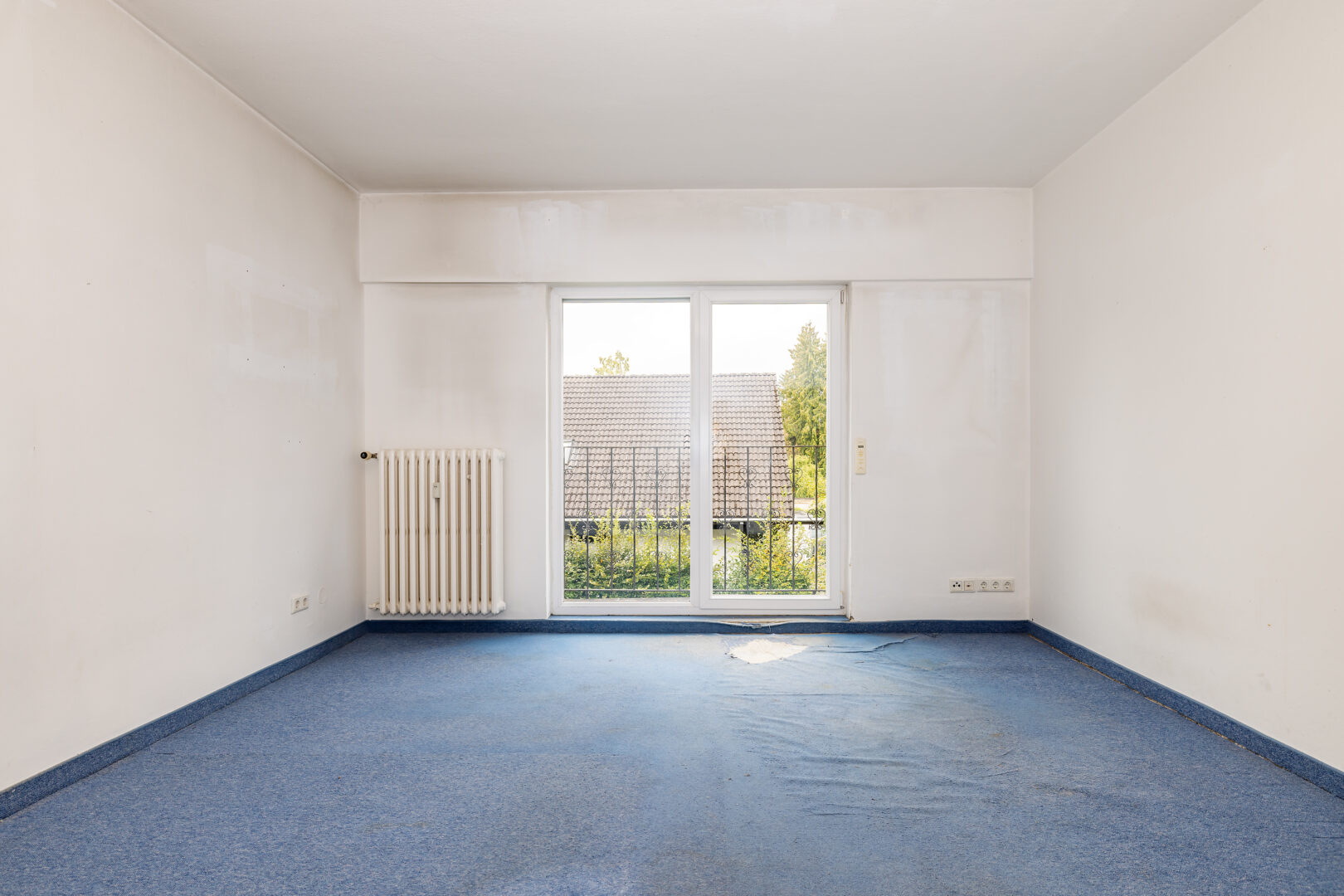 Zimmer Links - 1.OG